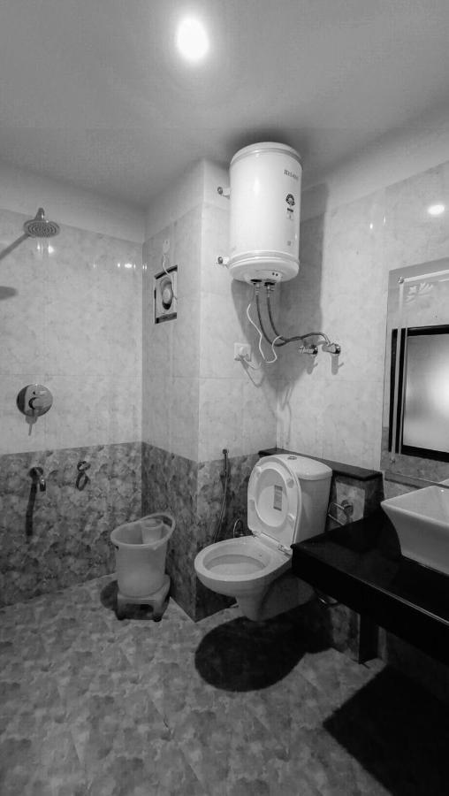 מנאלי Hotel Akash Regency מראה חיצוני תמונה
