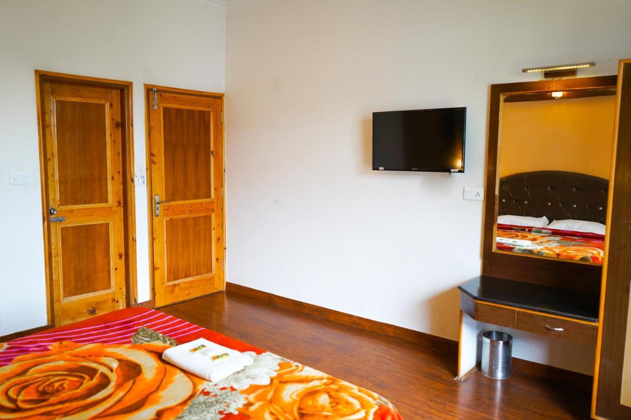 מנאלי Hotel Akash Regency מראה חיצוני תמונה