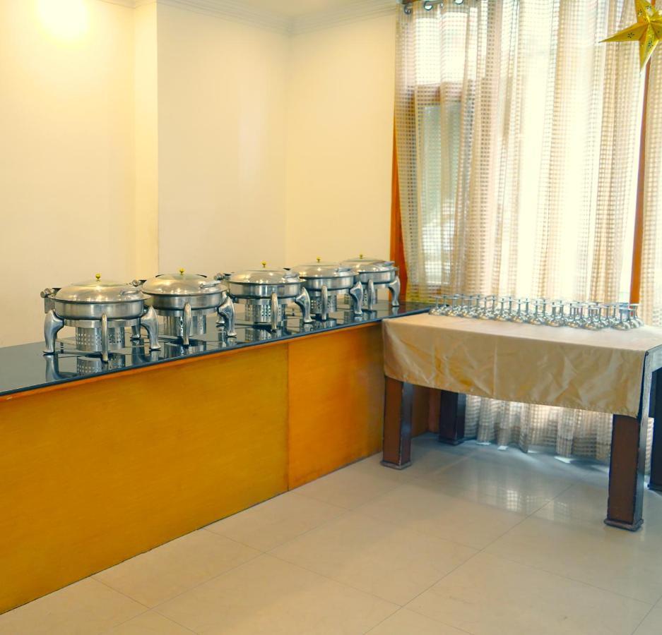 מנאלי Hotel Akash Regency מראה חיצוני תמונה