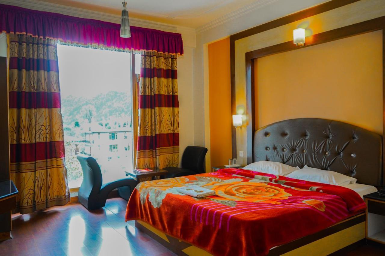 מנאלי Hotel Akash Regency מראה חיצוני תמונה